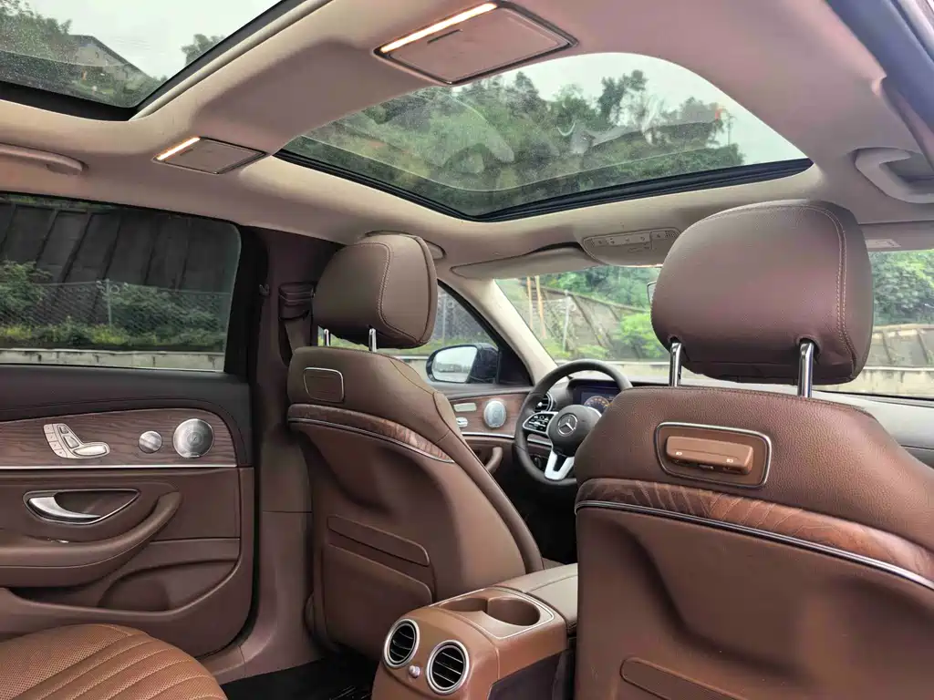 Mercedes-Benz E-Class 2020 — фото 10