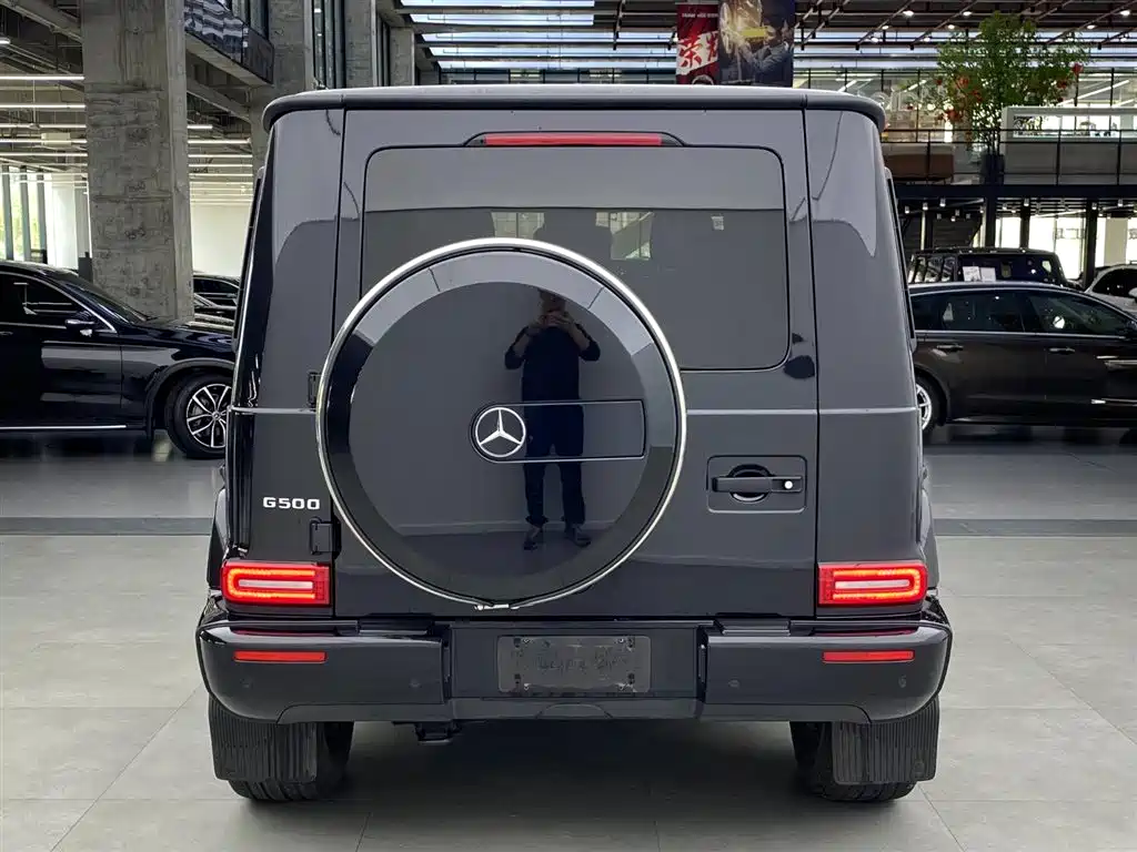 Mercedes-Benz G-Class 2023 — фото 3