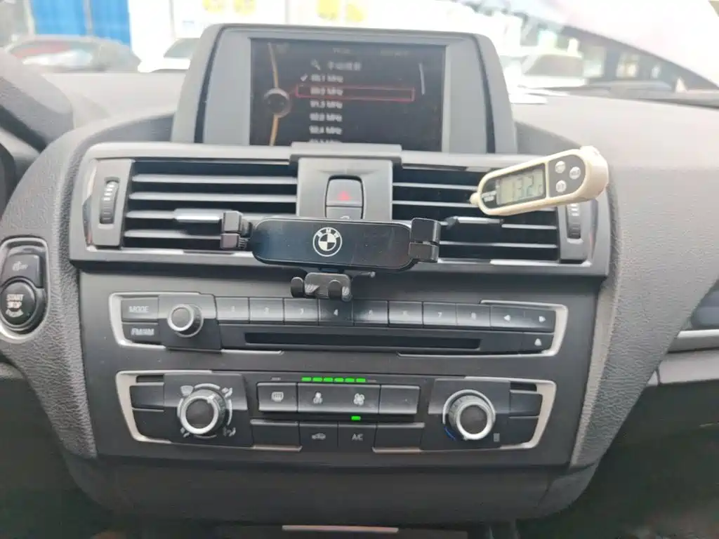 BMW 1 Series 2014 — фото 13