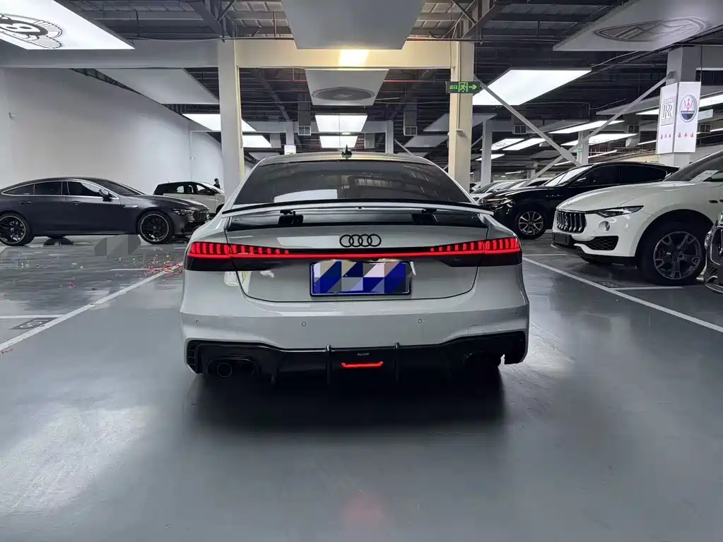 Audi A7 2021 — фото 13