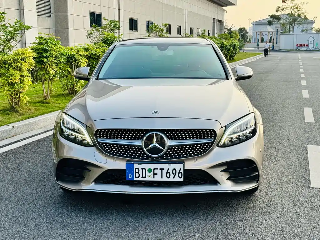 Mercedes-Benz C-Class 2019 — фото 2