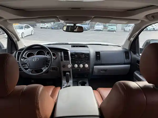 Toyota Tundra 2013