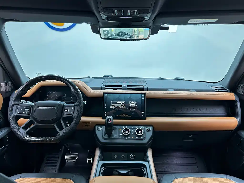 Land Rover Defender 2022 — фото 17