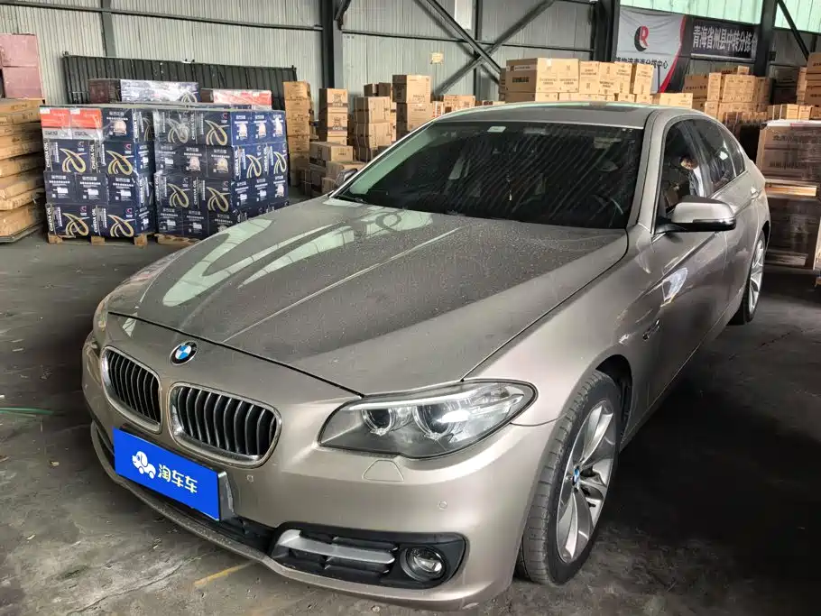 BMW 5 Series 2016 — фото 1
