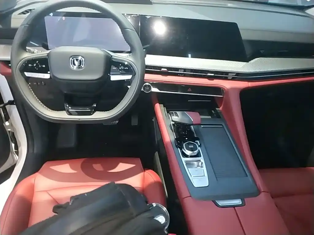 Changan CS75PLUS 2023 — фото 10