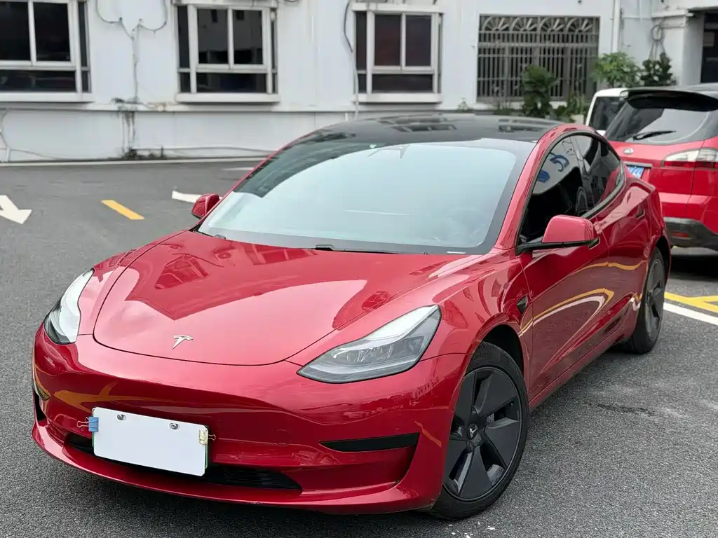 Tesla Model 3 2021 — фото 16