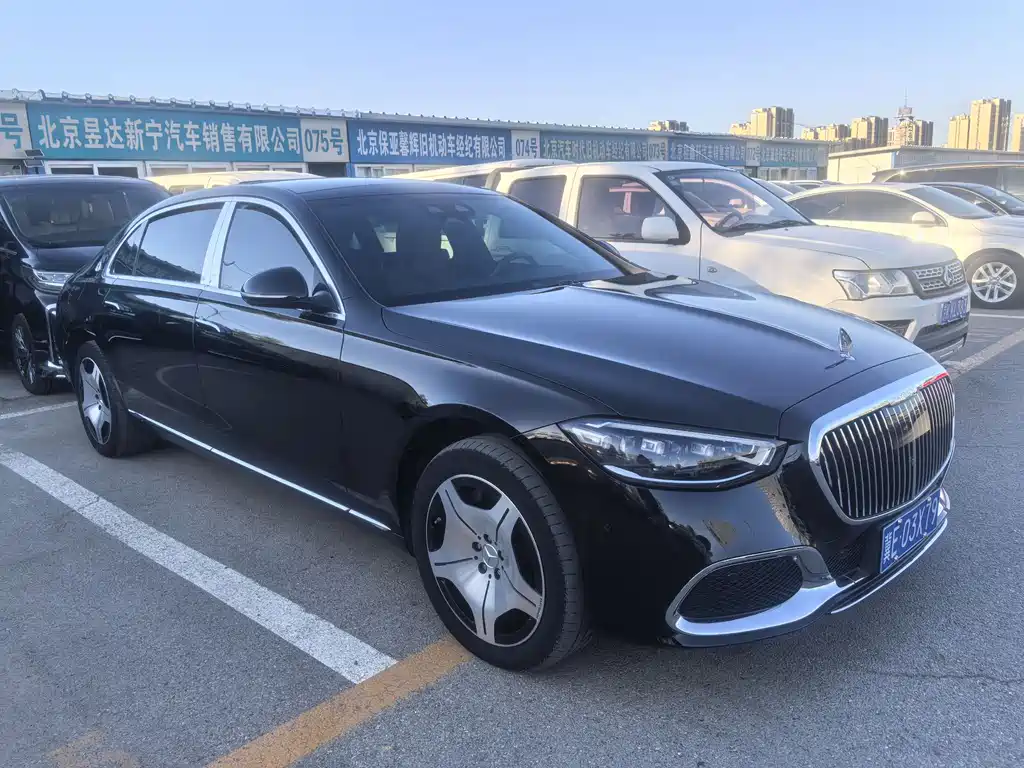 Mercedes-Benz S-Class 2023