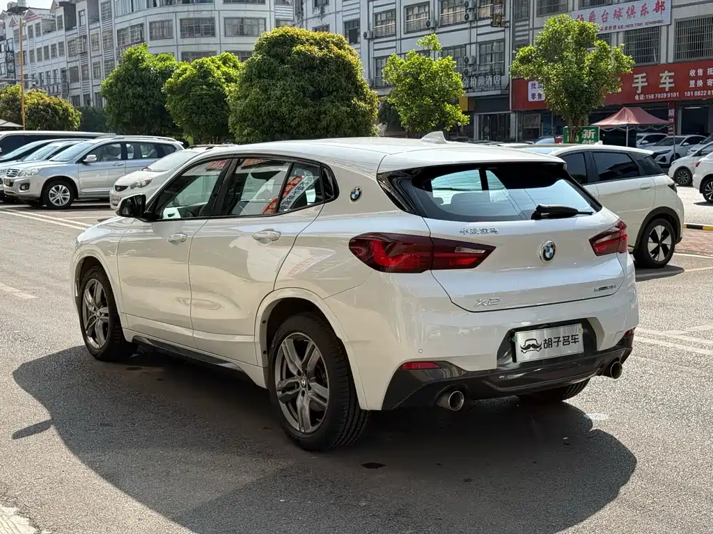BMW X2 2022 — фото 9