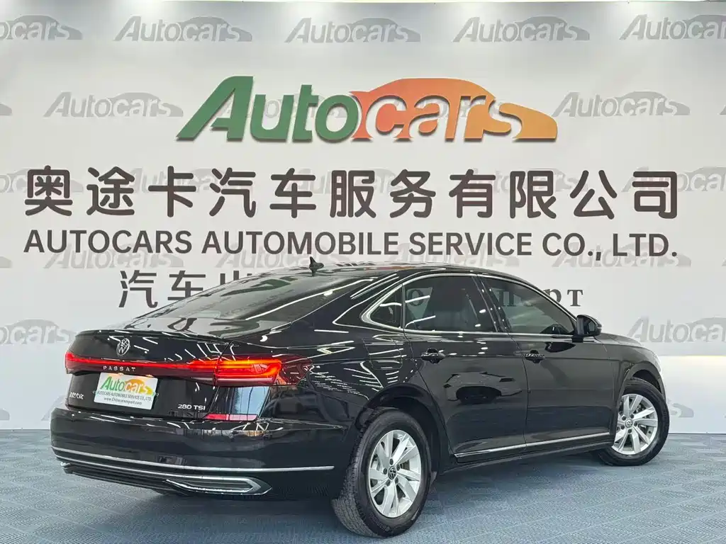 Volkswagen Passat 2023