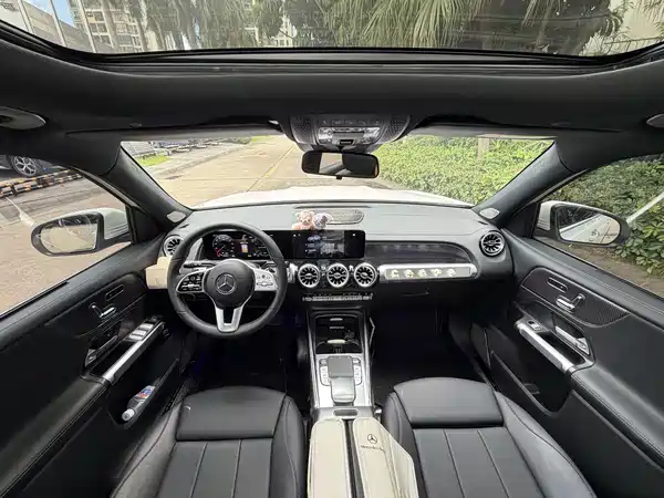 Mercedes-Benz EQB 2024