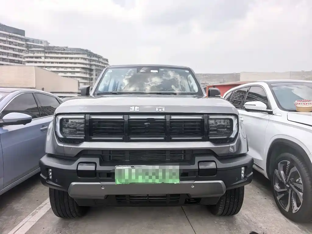 BAIC BJ40 Extended Range 2025 — фото 2