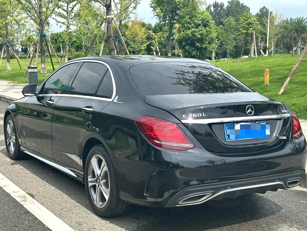 Mercedes-Benz C-Class 2019