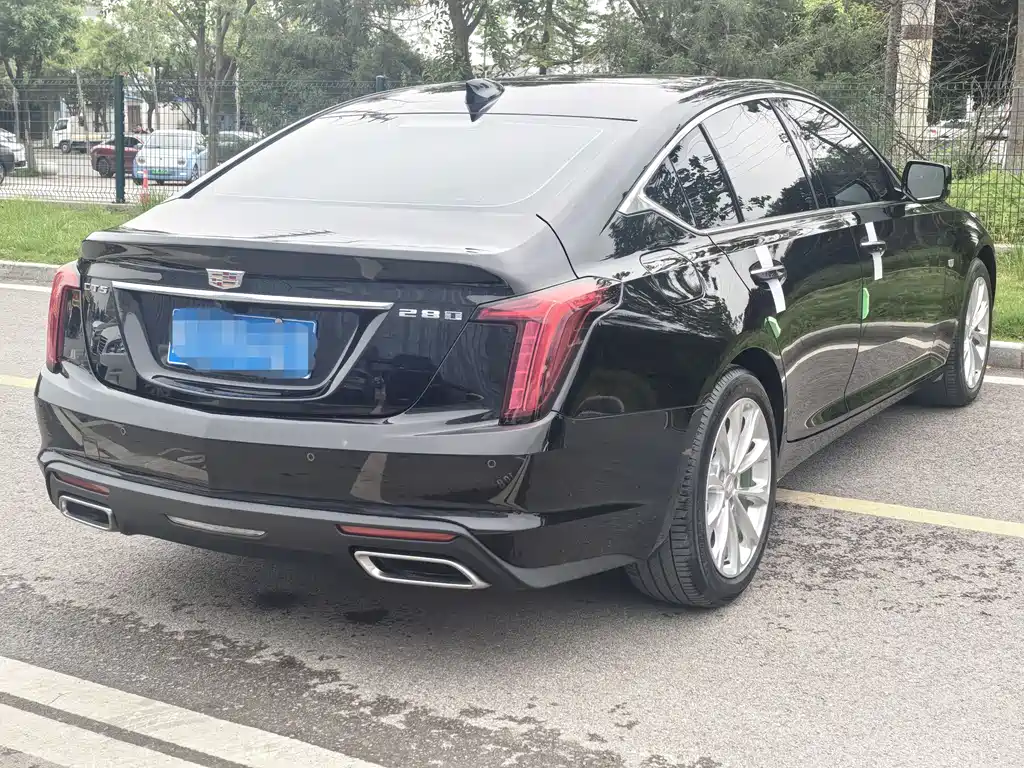 Cadillac CT5 2023 — фото 11
