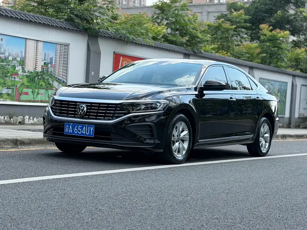 Volkswagen Passat 2022