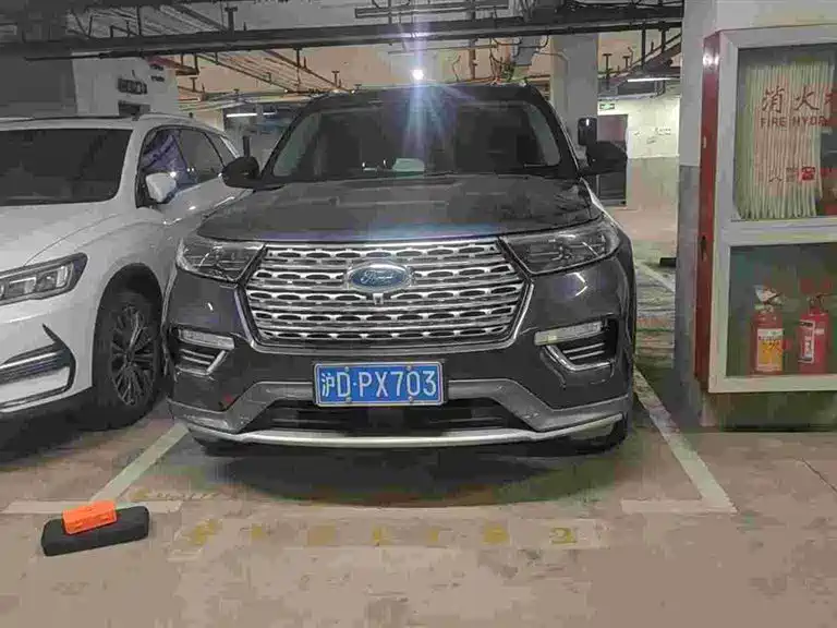 Ford Explorer 2021 — фото 2