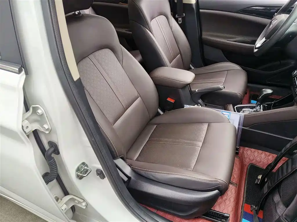 Changan Eado DT 2018 — фото 25