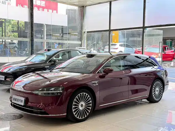 Stelato S9T 2025