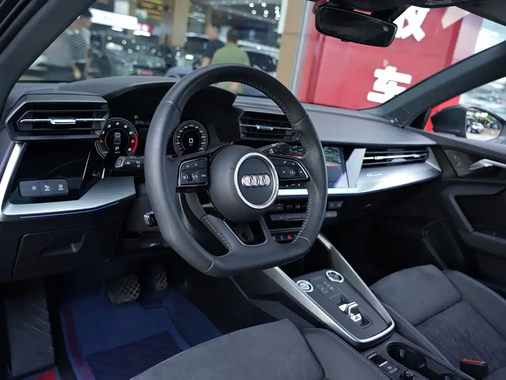 Audi A3 2022 — фото 15