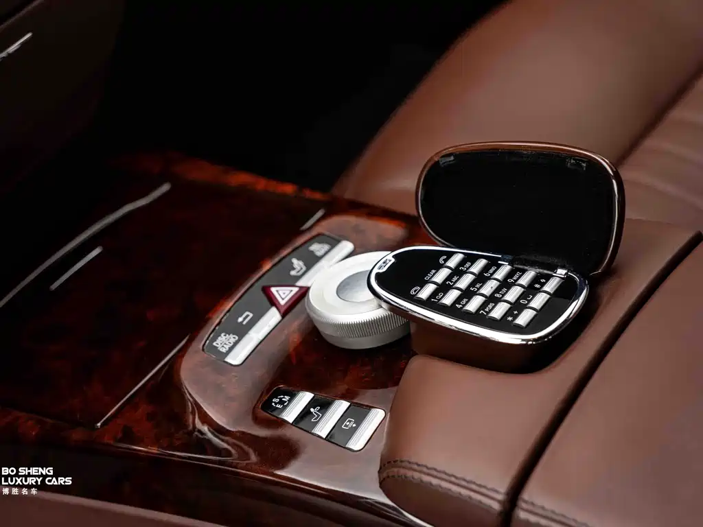 Mercedes-Benz S-Class 2011 — фото 22