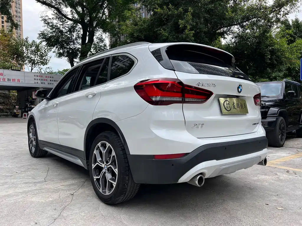 BMW X1 2022 — фото 19