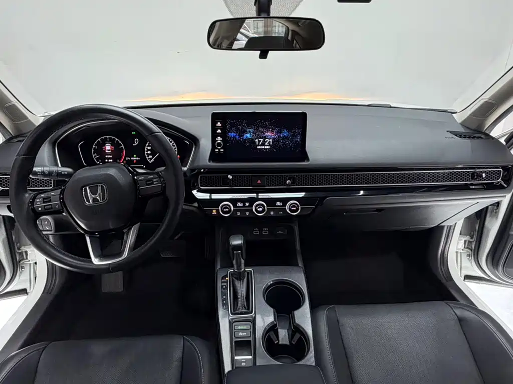 Honda Civic 2023 — фото 18