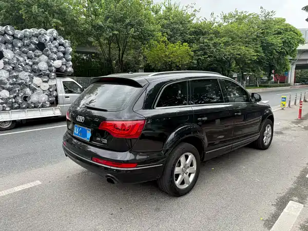 Audi Q7 2012