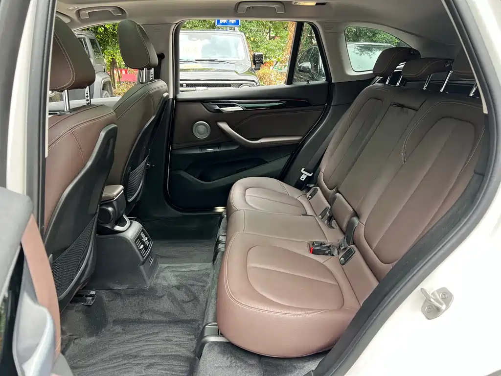 BMW X1 2022 — фото 10