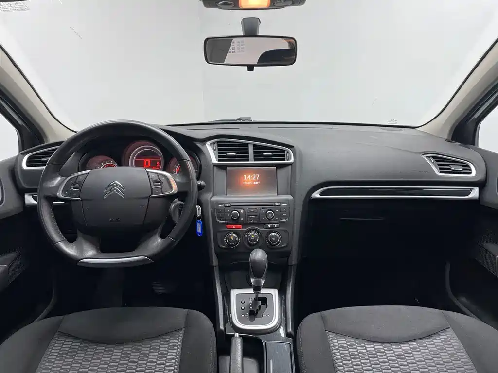 Citroën C4L 2015 — фото 12