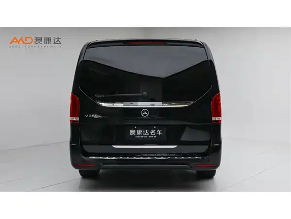 Mercedes-Benz V-Class 2024