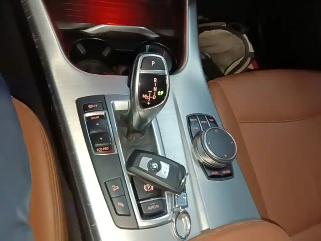 BMW X4 2018 — фото 14