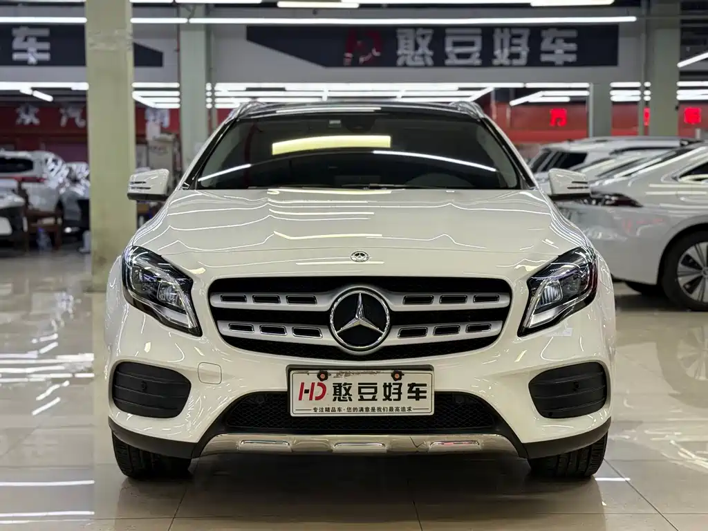 Mercedes-Benz GLA 2019