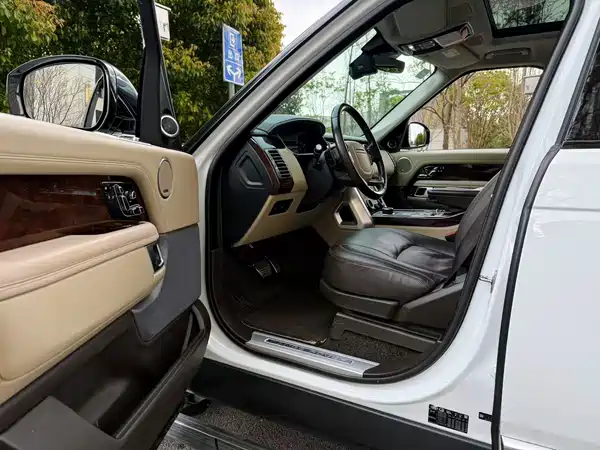 Land Rover Range Rover 2020