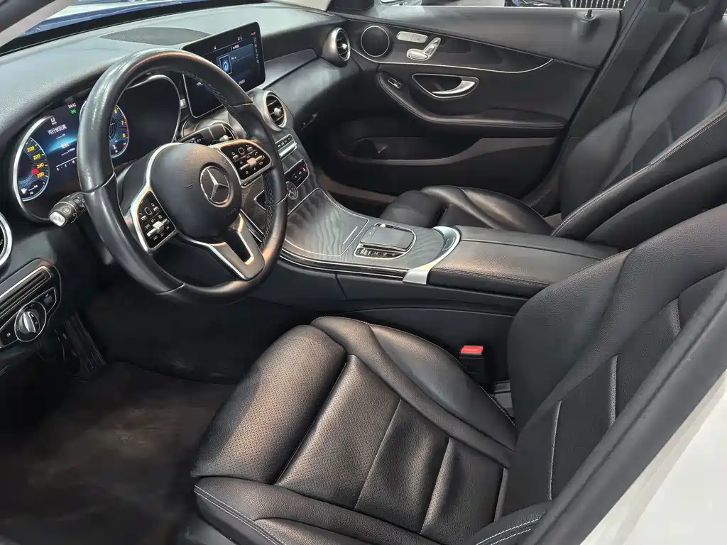 Mercedes-Benz C-Class 2019 — фото 8