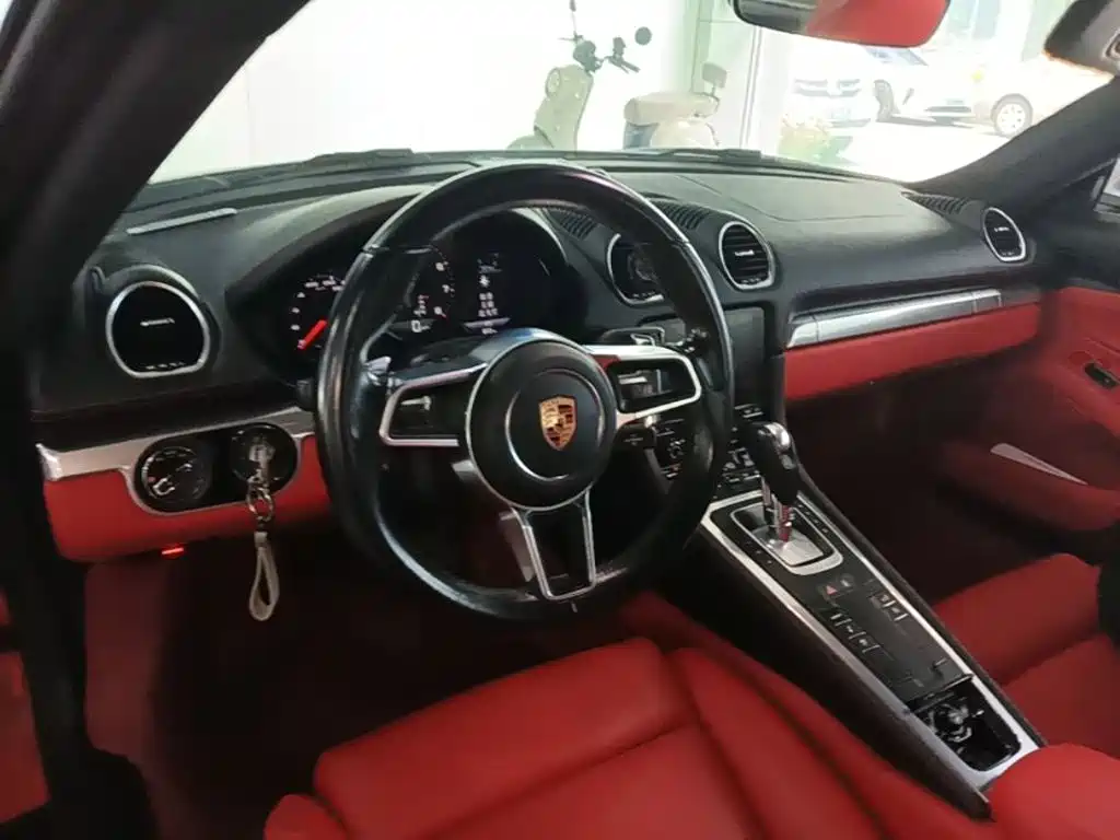 Porsche 718 2017 — фото 10