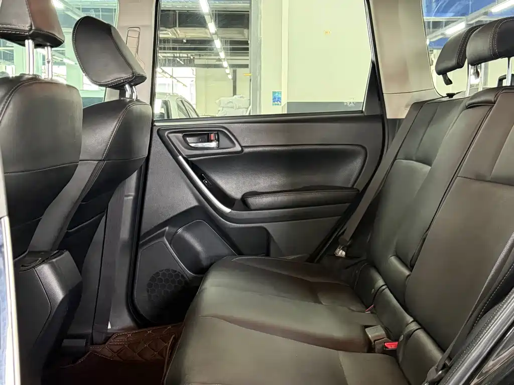 Subaru Forester 2016