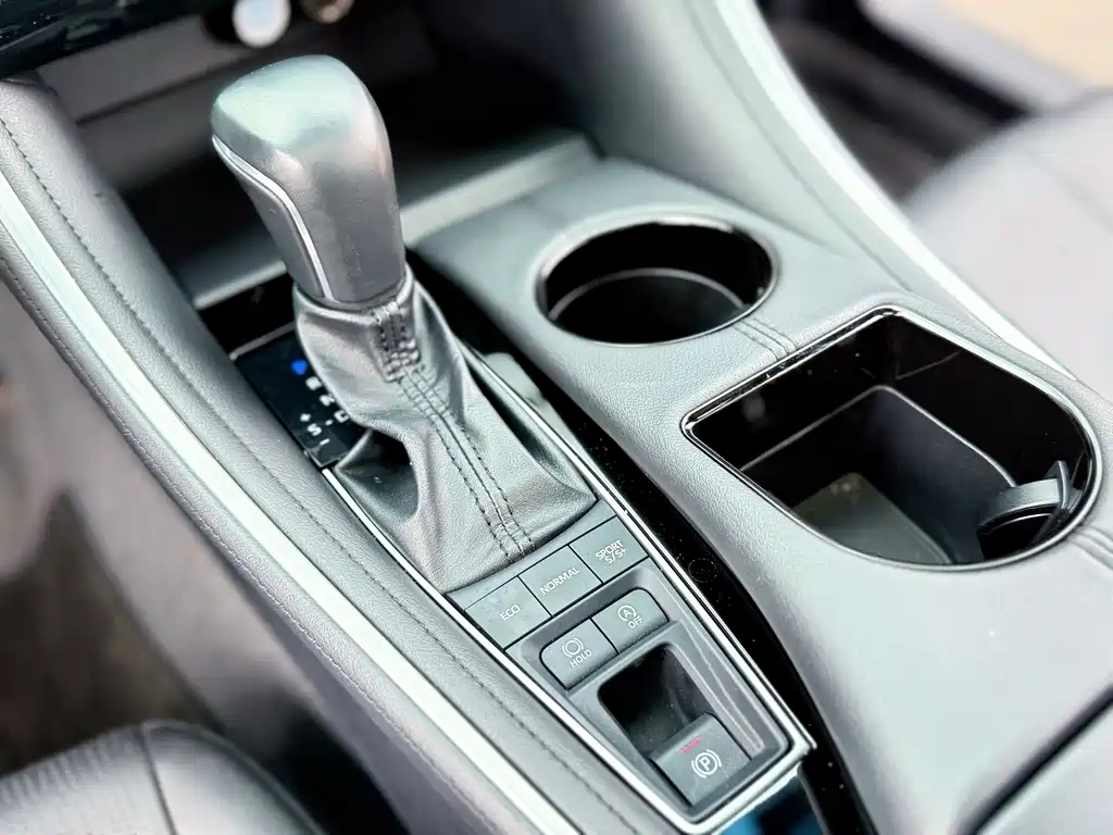 Toyota Avalon 2023 — фото 11
