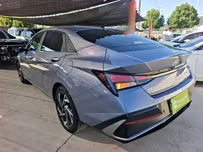 Hyundai Elantra 2024