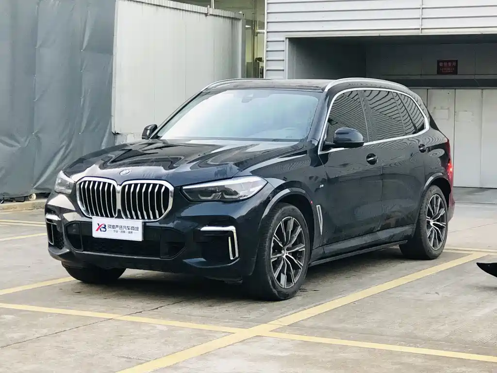 BMW X5 2023 — фото 1