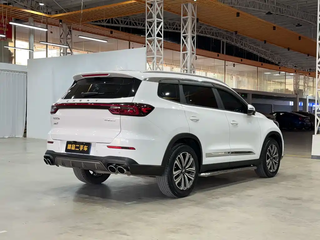 Chery Tiggo 8 2022 — фото 3