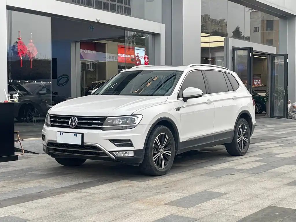Volkswagen Tiguan L 2020 — фото 22