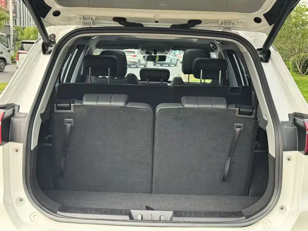 Chery Tiggo 8 PLUS 2021 — фото 15