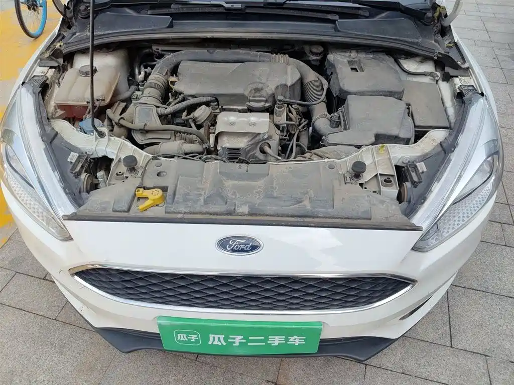Ford Focus 2018 — фото 16