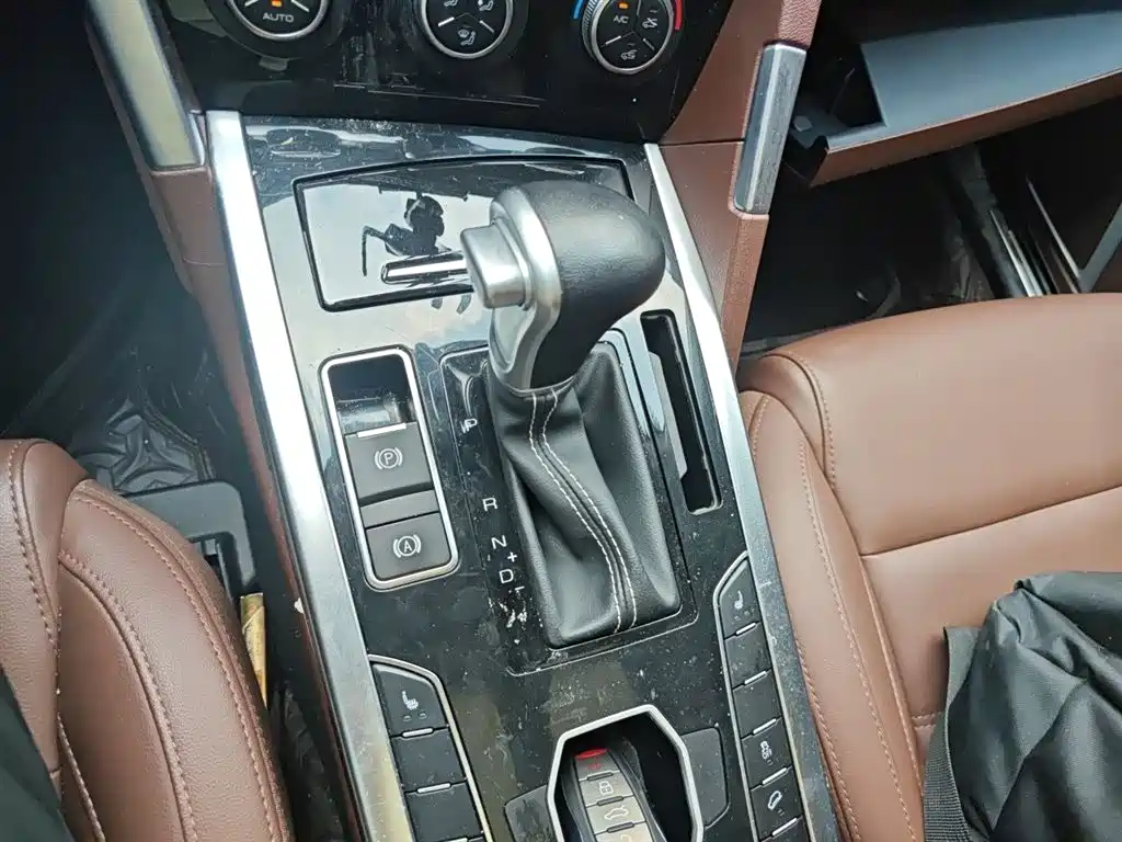 Haval H7 2022 — фото 10
