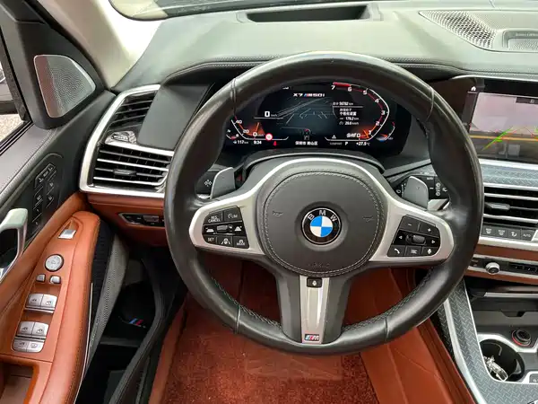 BMW X7 2022