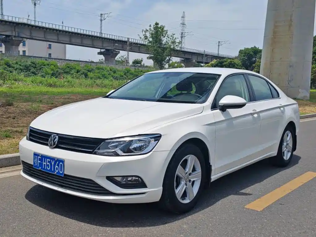 Volkswagen Lamando 2015