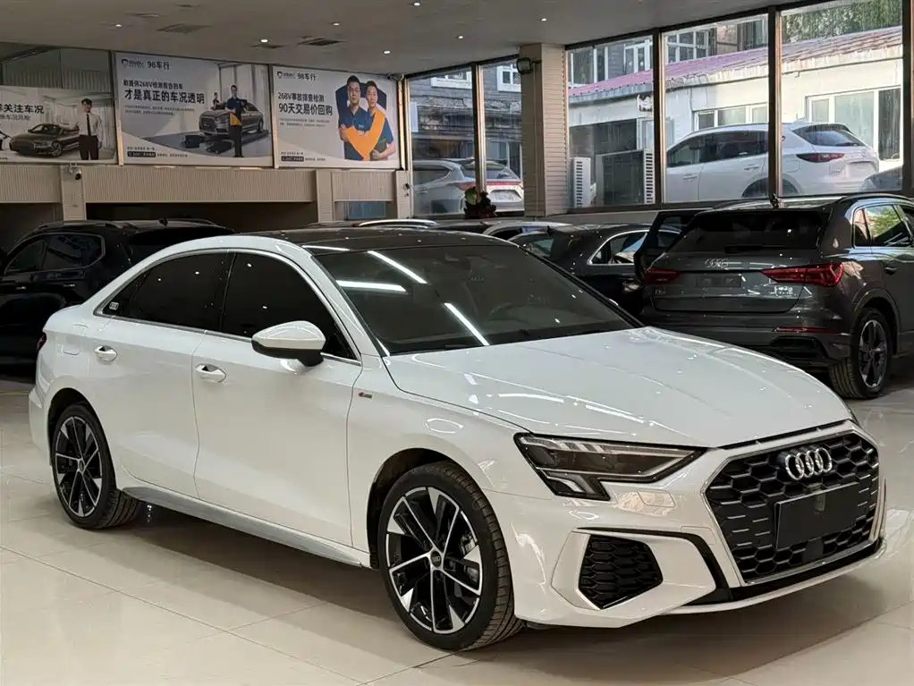 Audi A3 2023 — фото 3