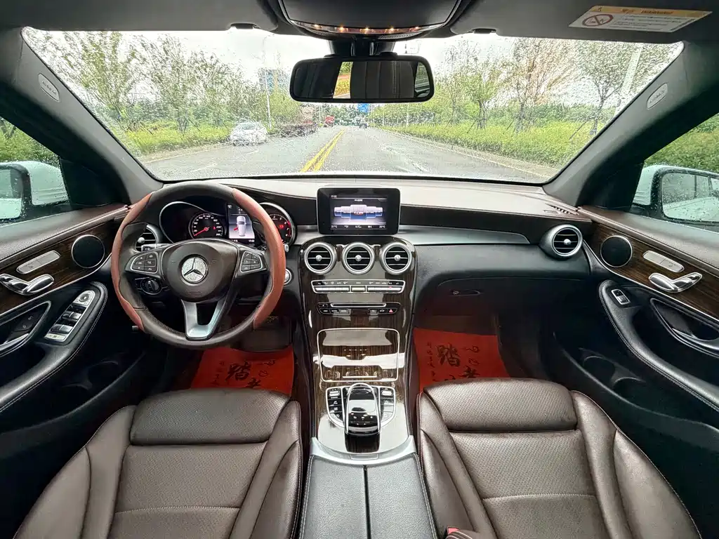 Mercedes-Benz GLC 2018