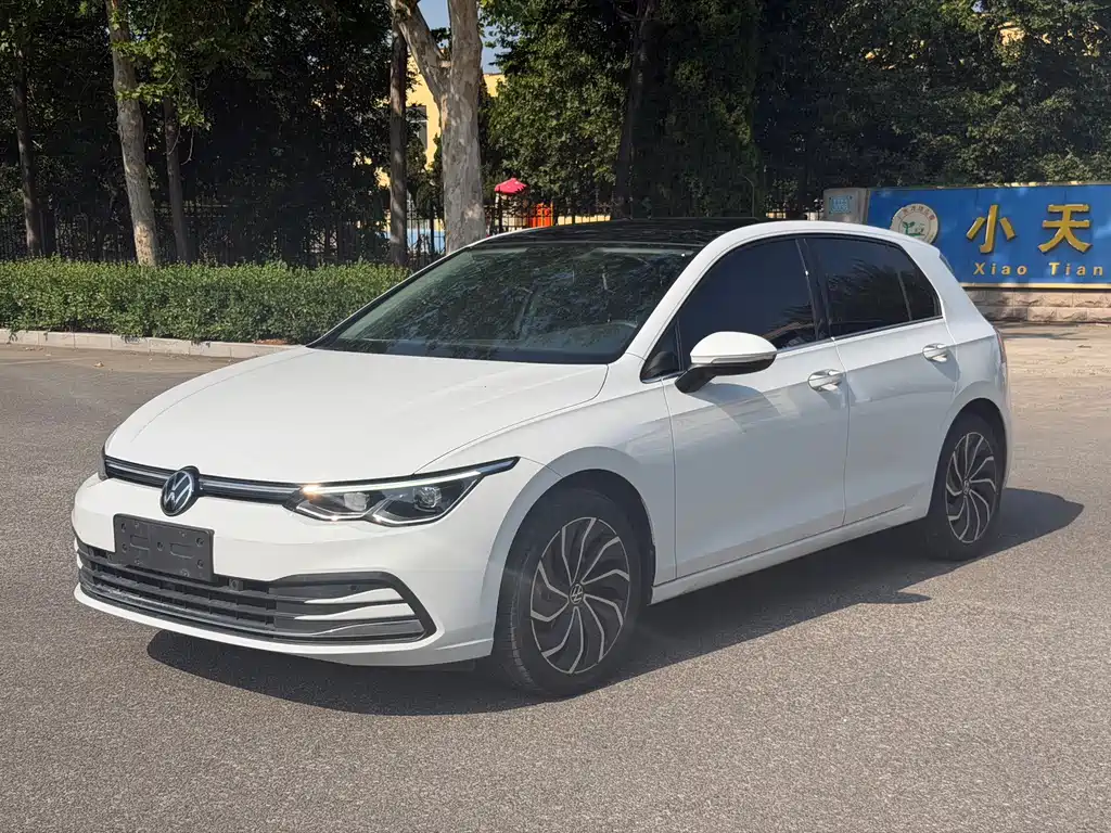 Volkswagen Golf 2021