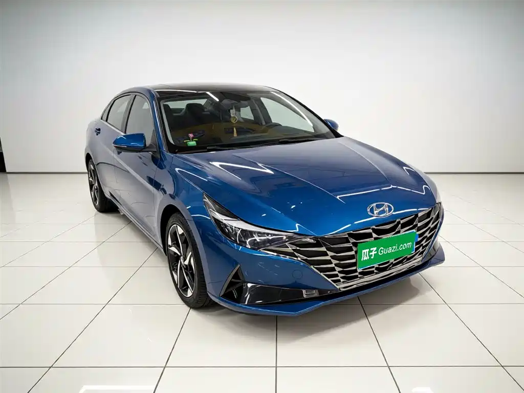 Hyundai Elantra 2021 — фото 4