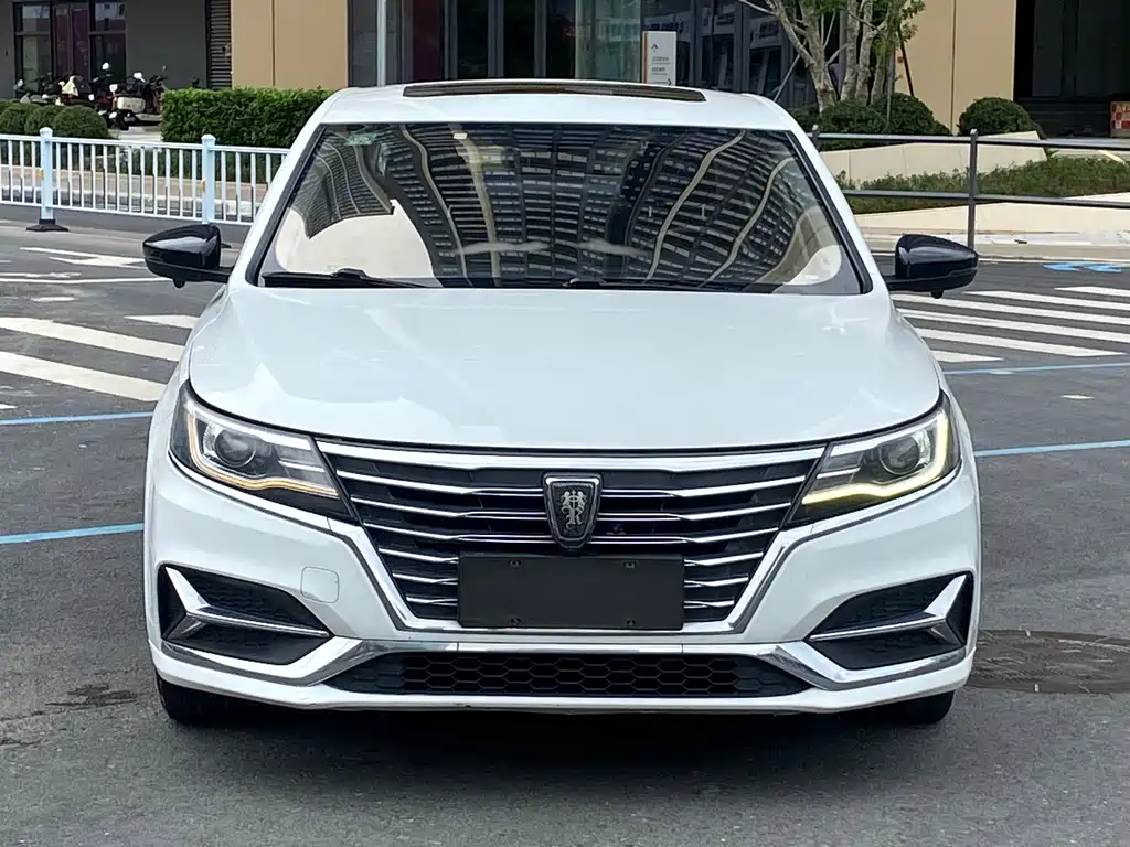 Roewe i6 New Energy 2018 — фото 2